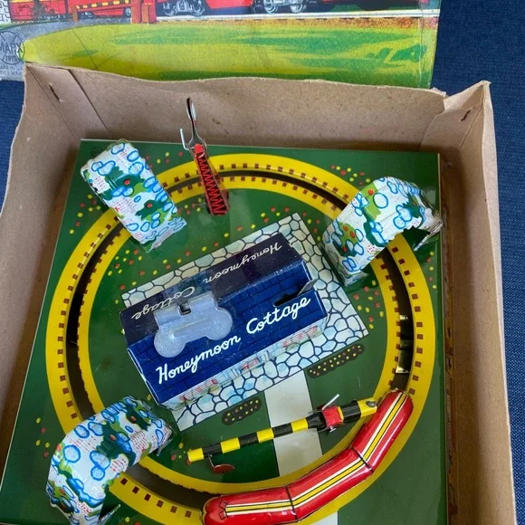 CLASSIC Metal MARX TRAIN. See video. - Picture 4 of 7